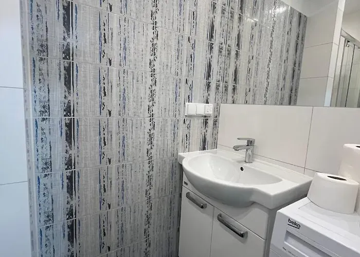 Luca Z Balkonem Apartment Olesnica (Lower Silesia)