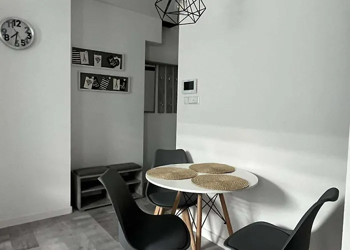 Apartment Luca Z Balkonem Olesnica (Lower Silesia)